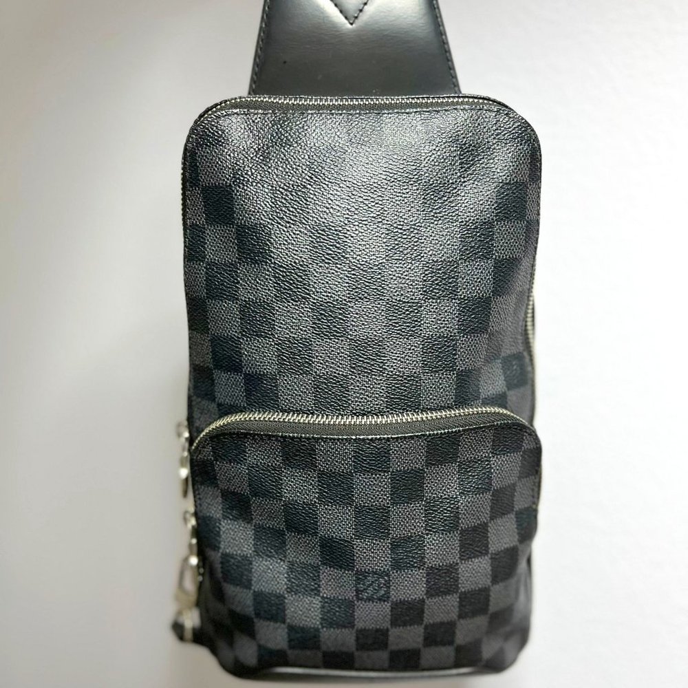 Louis Vuitton Avenue Damier Graphite Canvas Slingbag